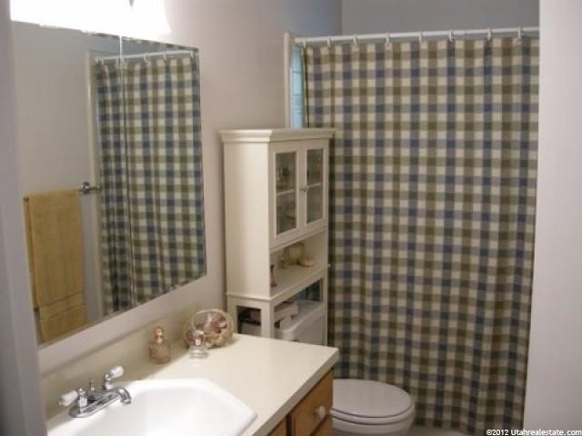 312 W 2250 N, Sunset, UT 84015 — photo 6