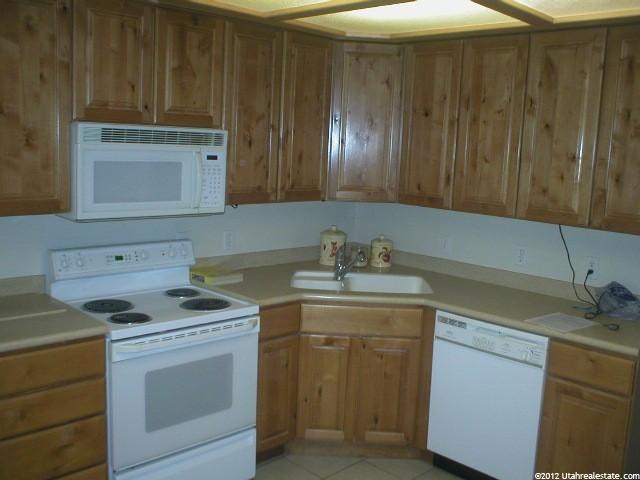 1458 N 300 W, Sunset, UT 84015 — photo 3