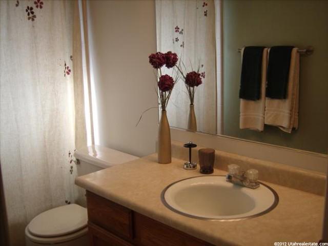 111 E Center St N #d-5, Clearfield, UT 84015 — photo 10
