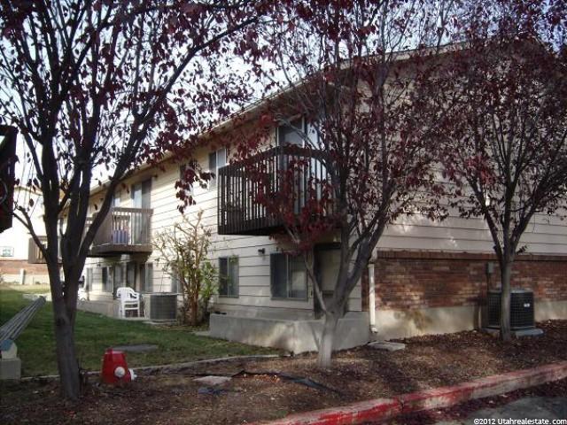 111 E Center St N #d-5, Clearfield, UT 84015 — photo 3