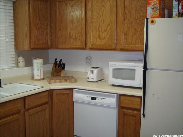 111 E Center St N #d-5, Clearfield, UT 84015 — photo 6