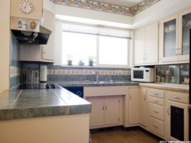 118 S 300 E, North Salt Lake, UT 84054 — photo 6