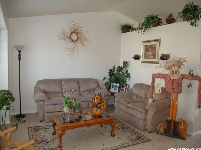 2082 N 1350 W, Clinton, UT 84015 — photo 2