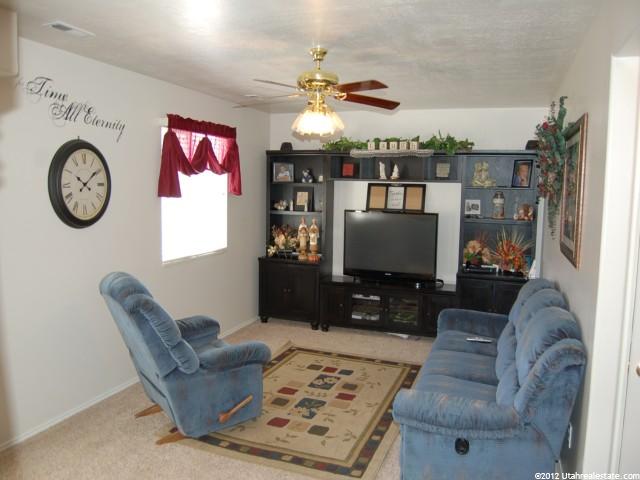 2082 N 1350 W, Clinton, UT 84015 — photo 5