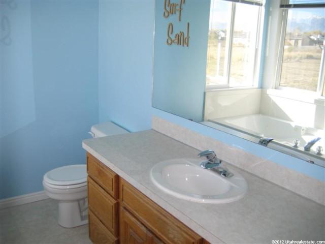 4966 S 3975 W, Roy, UT 84067 — photo 9