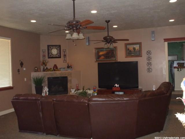7678 N Deep Creek Rd, Lapoint, UT 84039 — photo 2