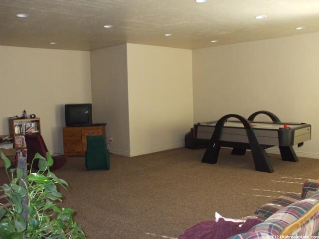 7678 N Deep Creek Rd, Lapoint, UT 84039 — photo 11