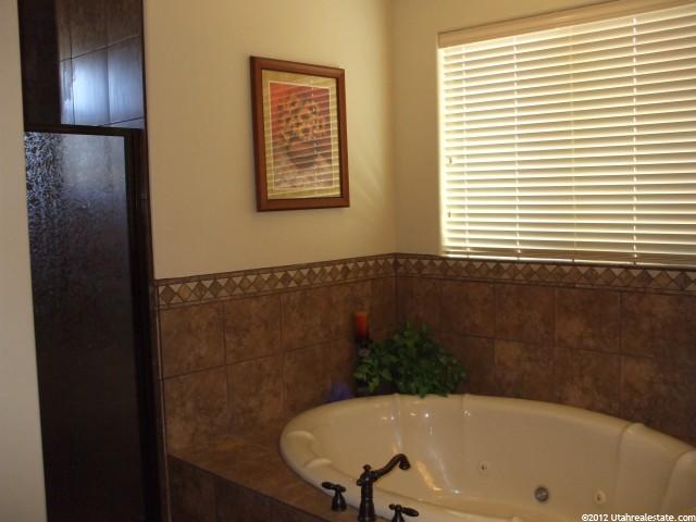 7678 N Deep Creek Rd, Lapoint, UT 84039 — photo 8