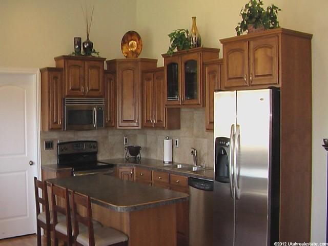 677 N 2475 W, Layton, UT 84041 — photo 2