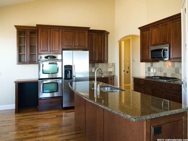 1587 Maple Hills Dr, Bountiful, UT 84010 — photo 5
