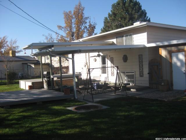 1321 Marilyn Dr, Syracuse, UT 84075 — photo 2