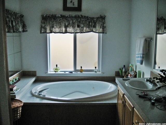 9012 E Brush Creek Rd, Jensen, UT 84035 — photo 5