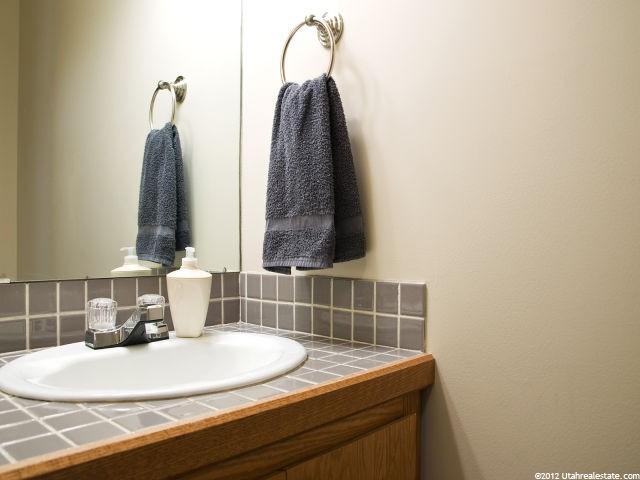 5213 S Spring Leaf Dr, Holladay, UT 84117 — photo 12