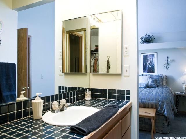 5213 S Spring Leaf Dr, Holladay, UT 84117 — photo 8