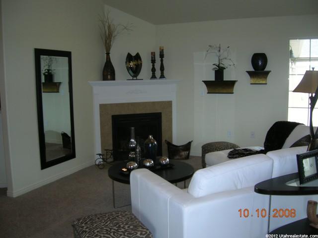 278 E 2230 N #C, Logan, UT 84341 — photo 2