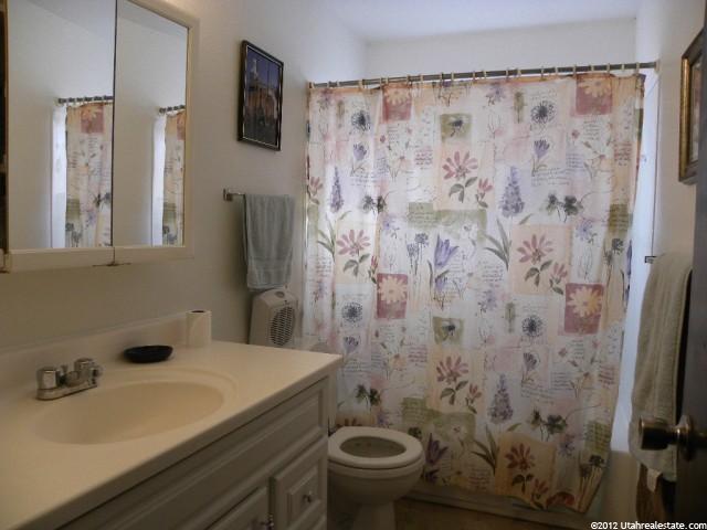 297 W 1000 N, Logan, UT 84321 — photo 5