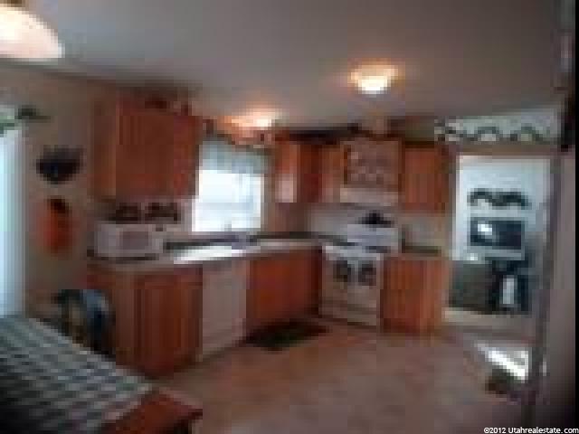 11035 Cullimore Ln, Thatcher, UT 84337 — photo 2
