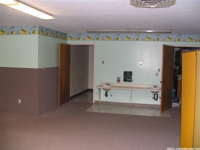 181 E 8960 S, Sandy, UT 84070 — photo 4