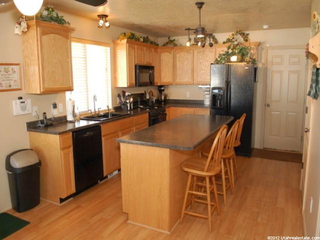 1356 N 650 E, Tooele, UT 84074 — photo 4