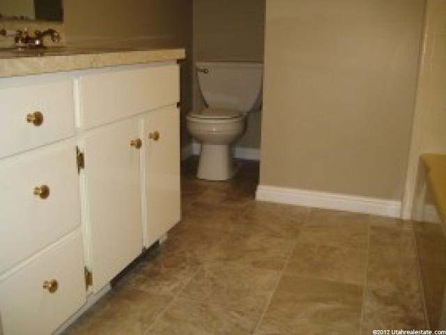 4373 S 2150 W, Roy, UT 84067 — photo 9