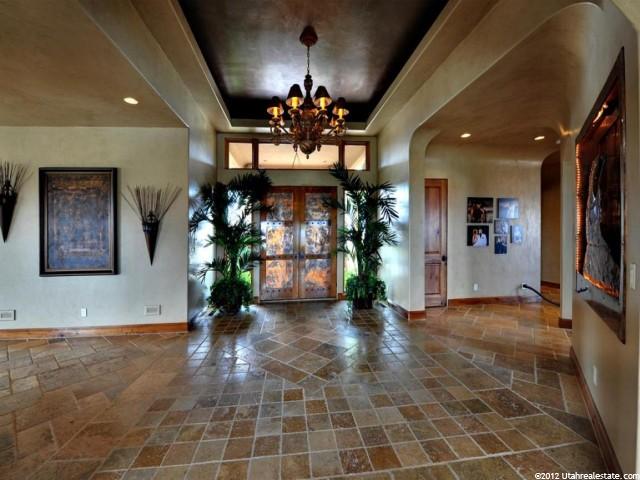 1882 View Point Dr, Bloomington, UT 84790 — photo 2