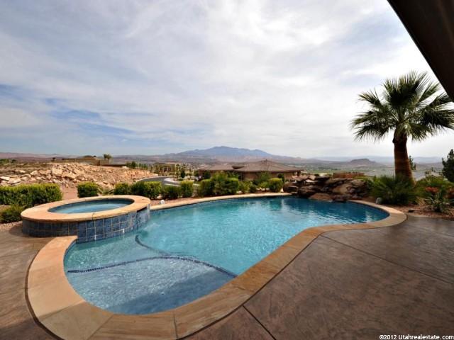 1882 View Point Dr, Bloomington, UT 84790 — photo 12