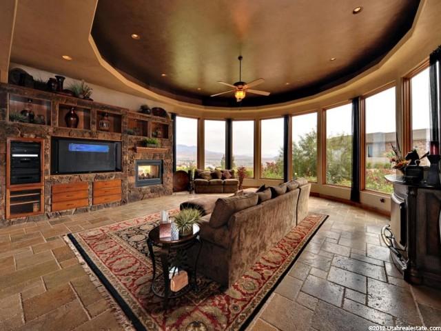1882 View Point Dr, Bloomington, UT 84790 — photo 3