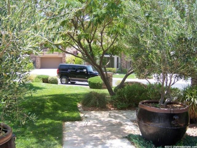 2240 E Cobalt Dr, Bloomington, UT 84790 — photo 2