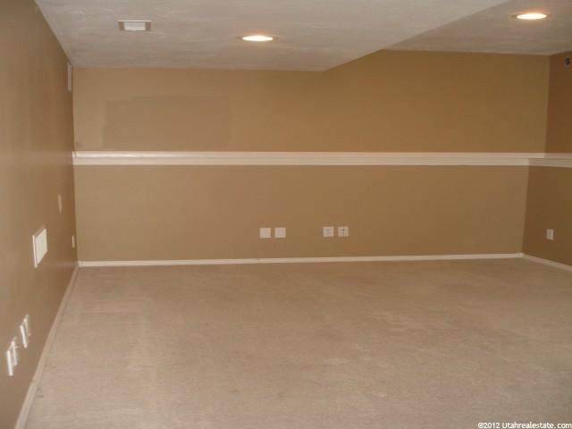 869 W 1470 N, Clinton, UT 84015 — photo 7