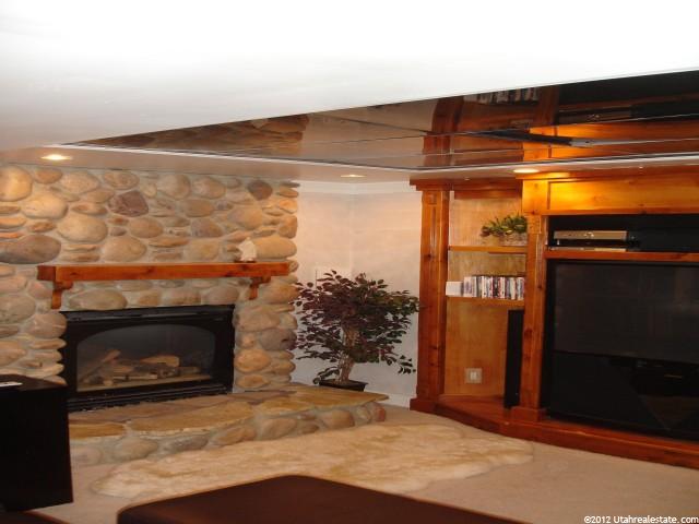294 E 650 N, Bountiful, UT 84010 — photo 11