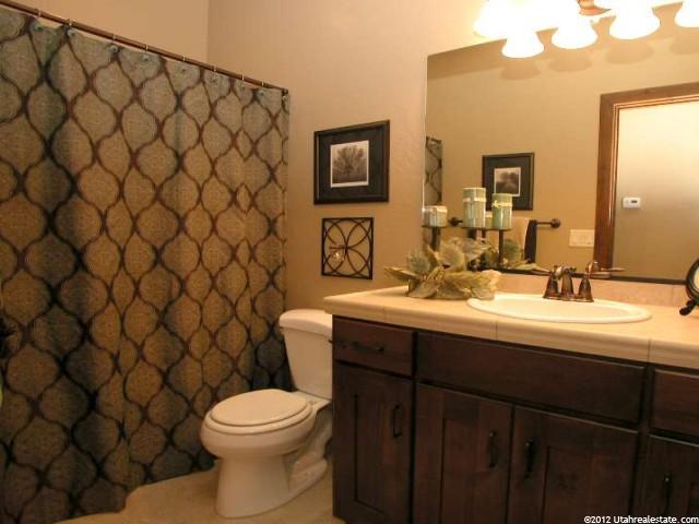 466 E 800 S, River Heights, UT 84321 — photo 10