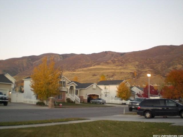 657 W 2025 N, Centerville, UT 84014 — photo 12
