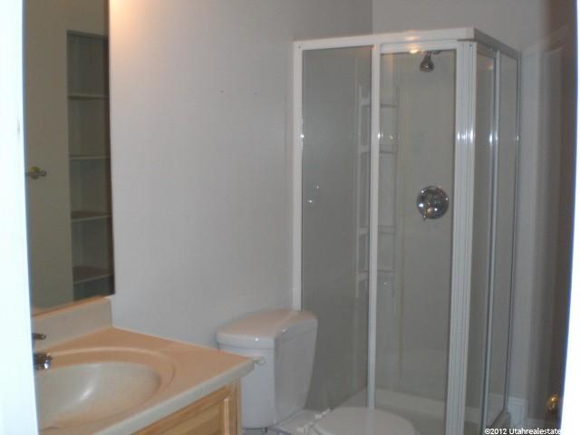 657 W 2025 N, Centerville, UT 84014 — photo 9