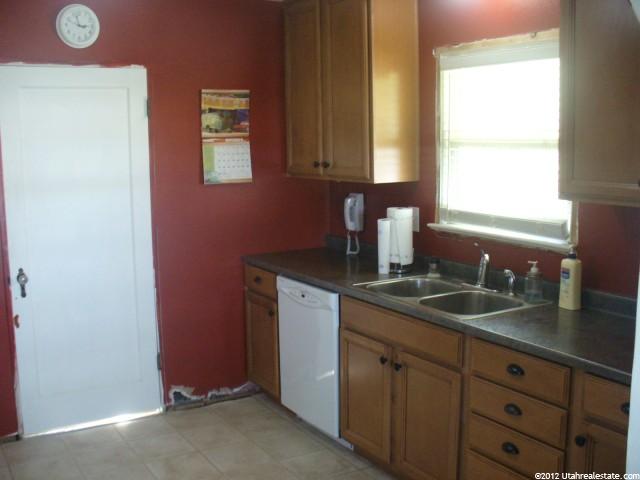 725 W Main St, Tremonton, UT 84337 — photo 4
