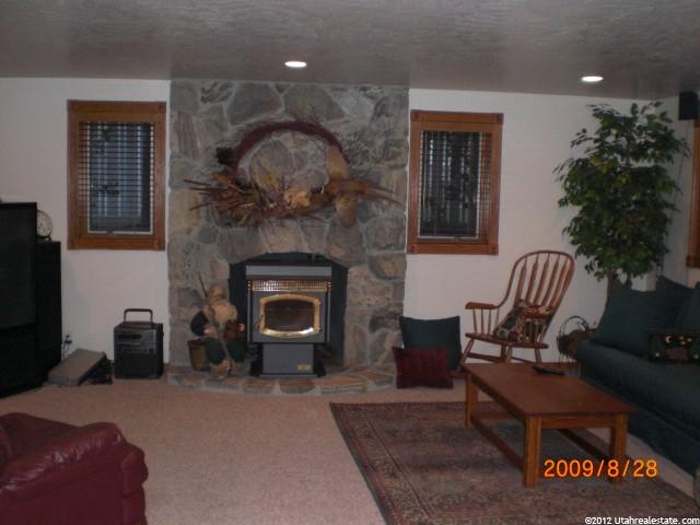 244 W 1750 N, Centerville, UT 84014 — photo 3