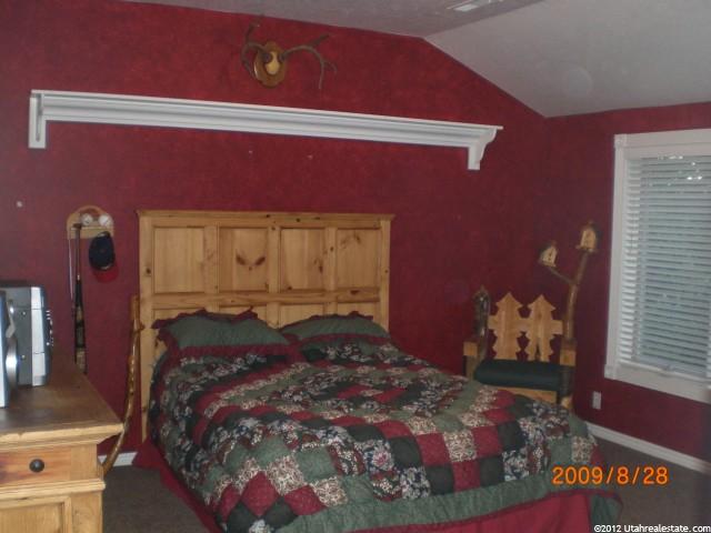 244 W 1750 N, Centerville, UT 84014 — photo 10