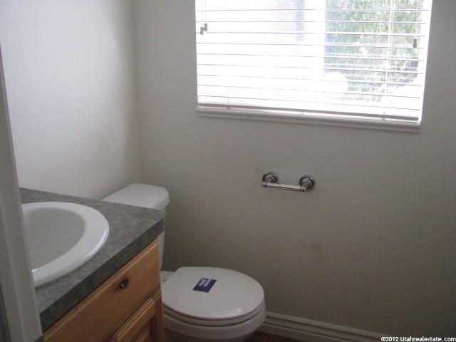 705 S Clearwater Falls Dr, Layton, UT 84041 — photo 11