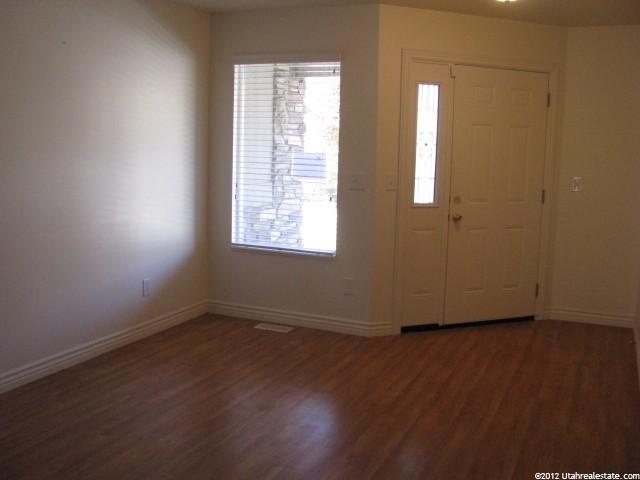705 S Clearwater Falls Dr, Layton, UT 84041 — photo 3
