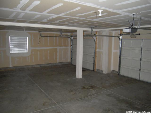 581 W 3600 S, Riverdale, UT 84405 — photo 10