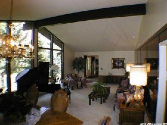 2804 E Robidoux Rd, Sandy, UT 84093 — photo 3