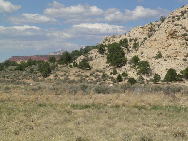 1100 S 800 E #3, Teasdale, UT 84773 — photo 2