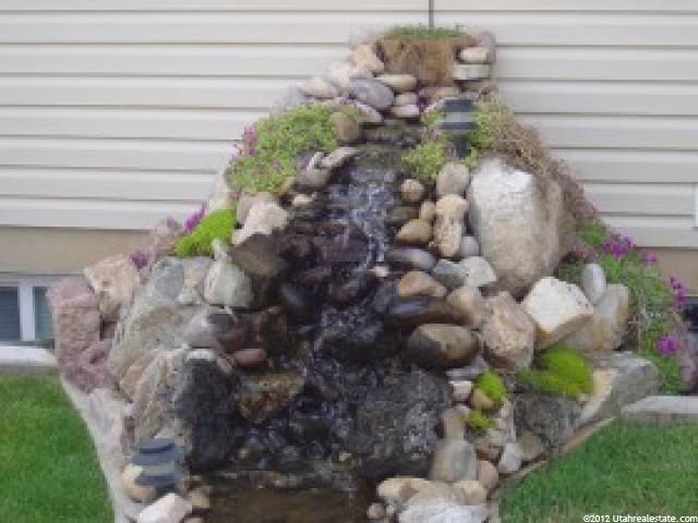 167 W 2050 S, Clearfield, UT 84015 — photo 6