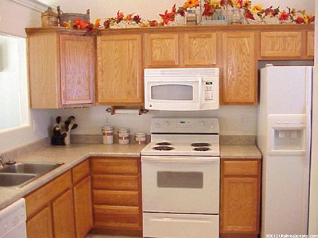 5332 S 4150 W, Roy, UT 84067 — photo 2