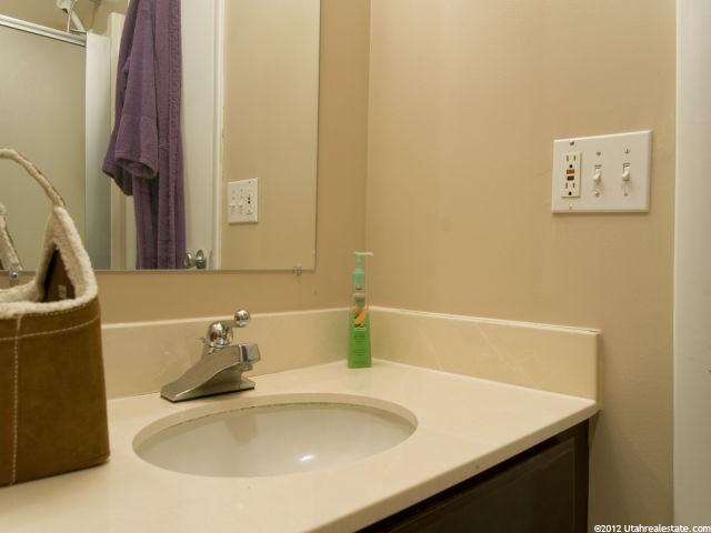 1950 S 200 W, Bountiful, UT 84010 — photo 10