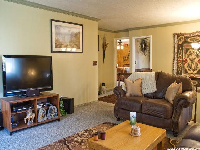 492 Aspen Way, Centerville, UT 84014 — photo 5