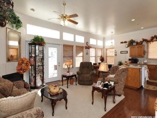 721 W 1960 N, Clinton, UT 84015 — photo 2