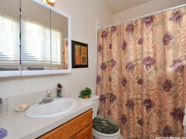 721 W 1960 N, Clinton, UT 84015 — photo 7