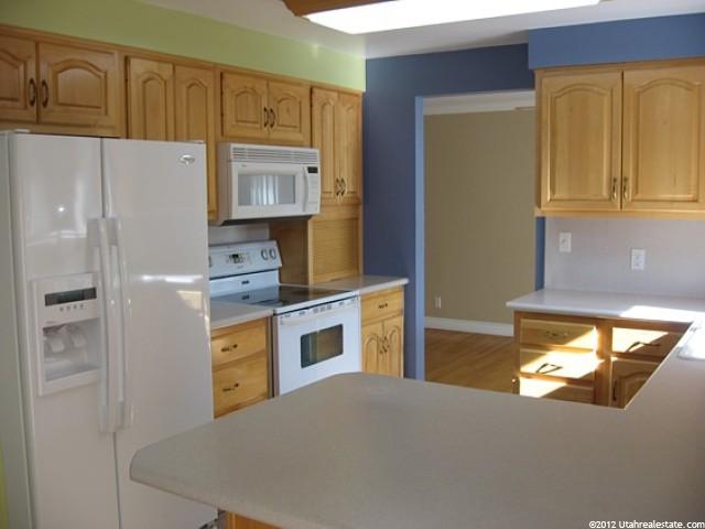 778 E Brookshire Dr, Kaysville, UT 84037 — photo 2