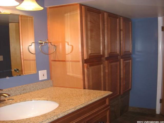 778 E Brookshire Dr, Kaysville, UT 84037 — photo 10