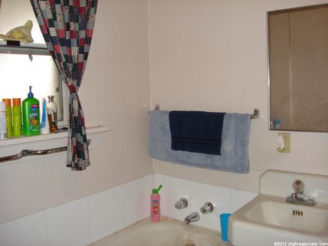 295 S 100 W, Malad City, ID 83252 — photo 5